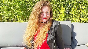Anastasia prefers to be with others… – Jacquie et Michel TV