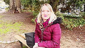 Kelly, 30 years old, medical secretary in Lyon! – Jacquie et Michel TV